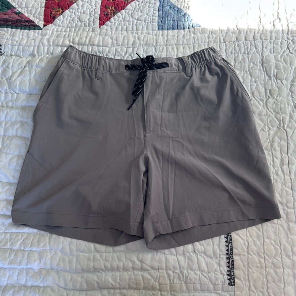 Chubbies Everywhere Shorts Grey 6 Inch Inseam Regular Fit Small